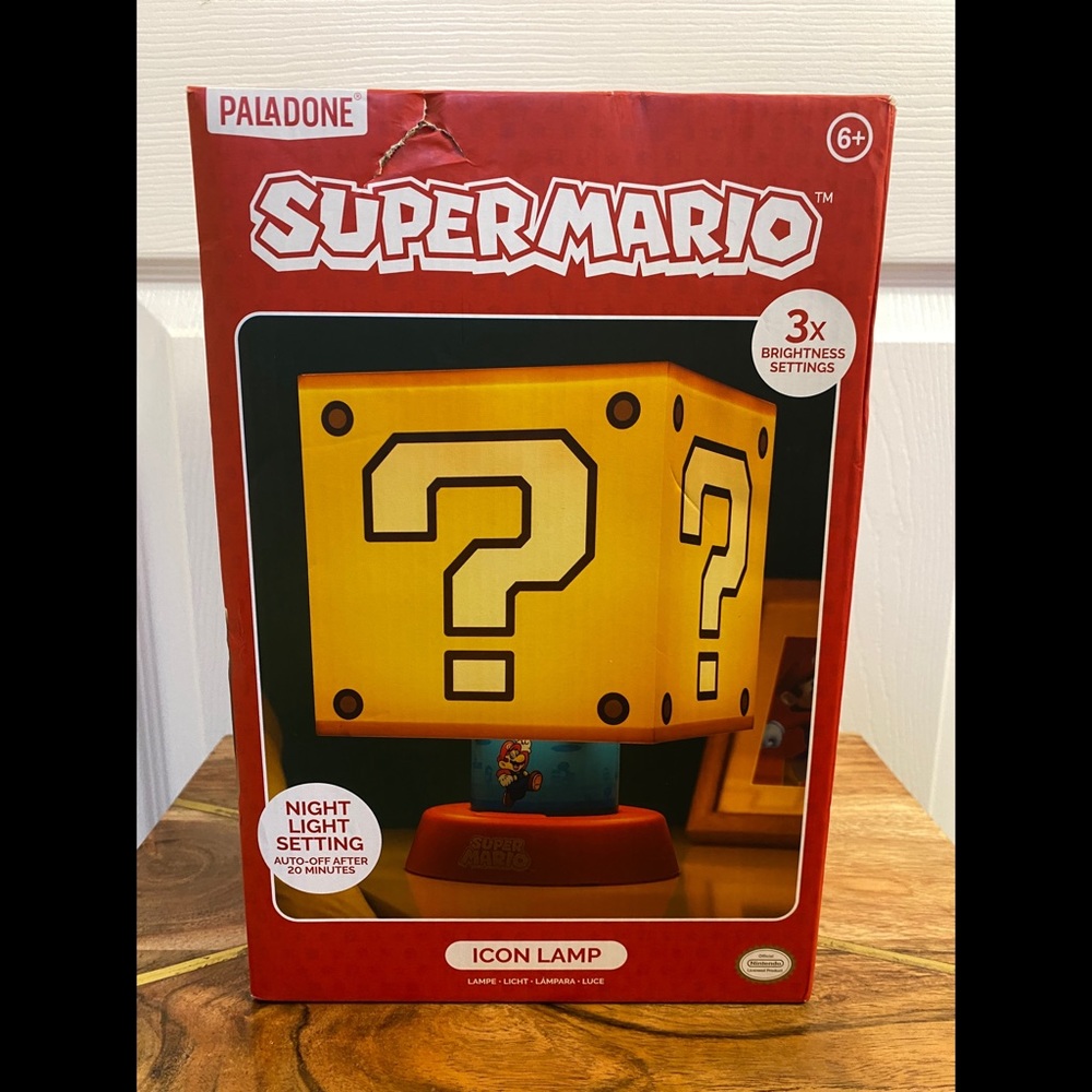 🎁Nintendo Jumping Super Mario Bros Question Block Table Lamp Light NEW Icon Lamp